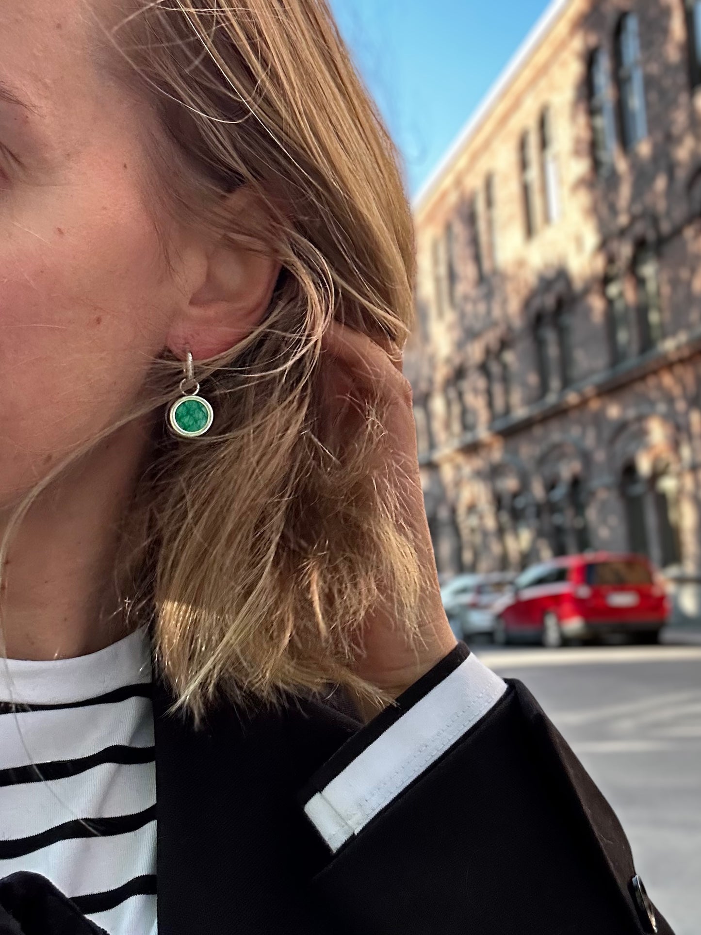 Sisters Earrings silver with neon green fish leather