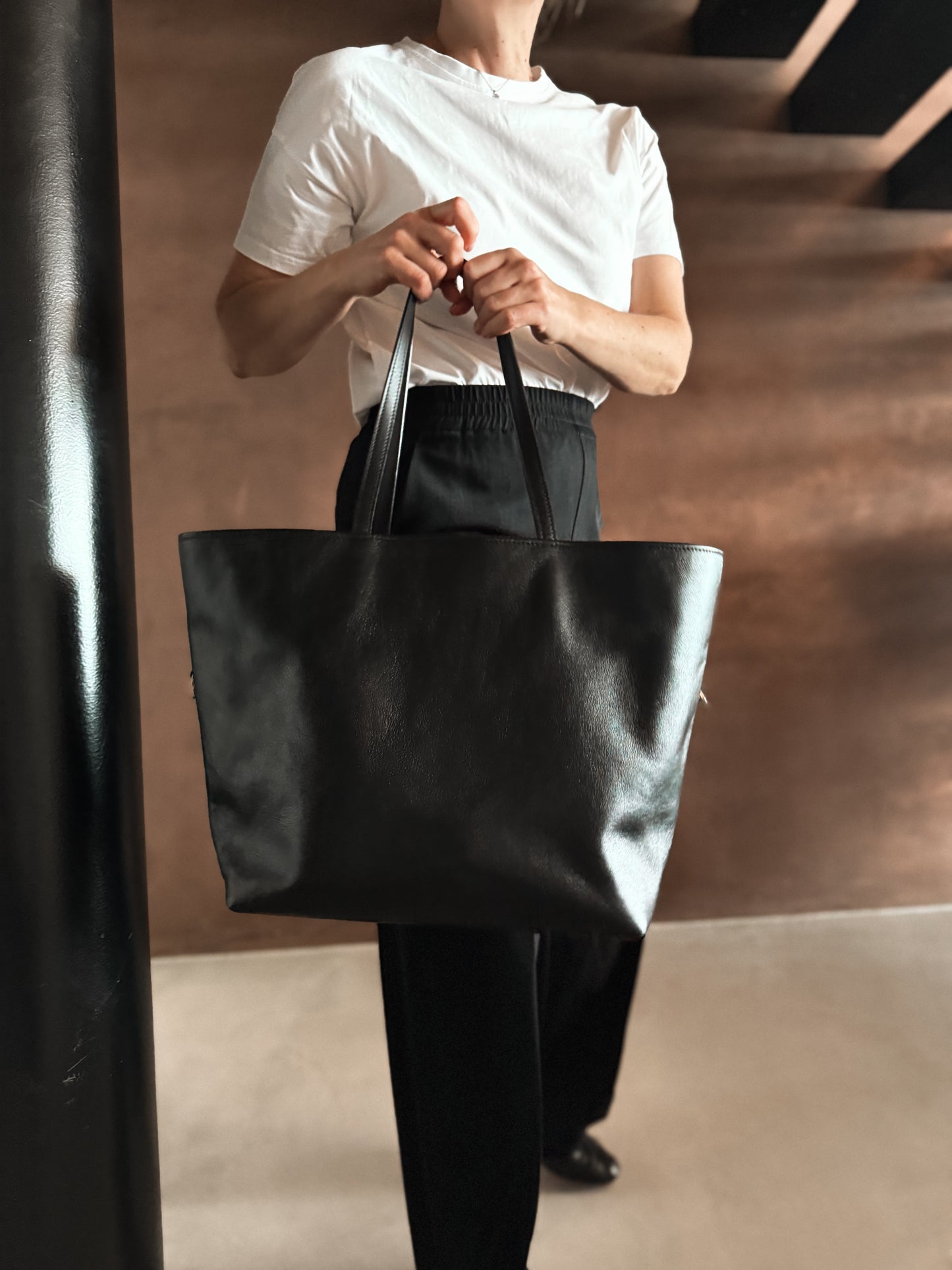 W Bag Black with black fish leather