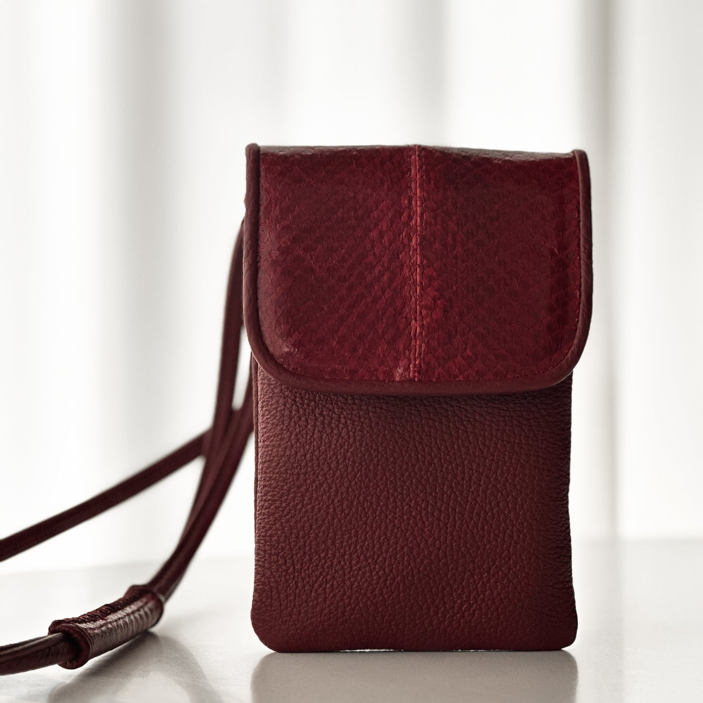 Eva Mini Crossbody Bag Burgundy