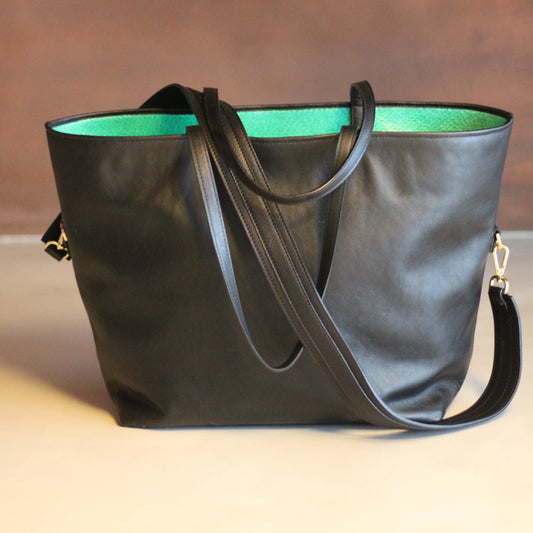 W Bag Black with green fish leather