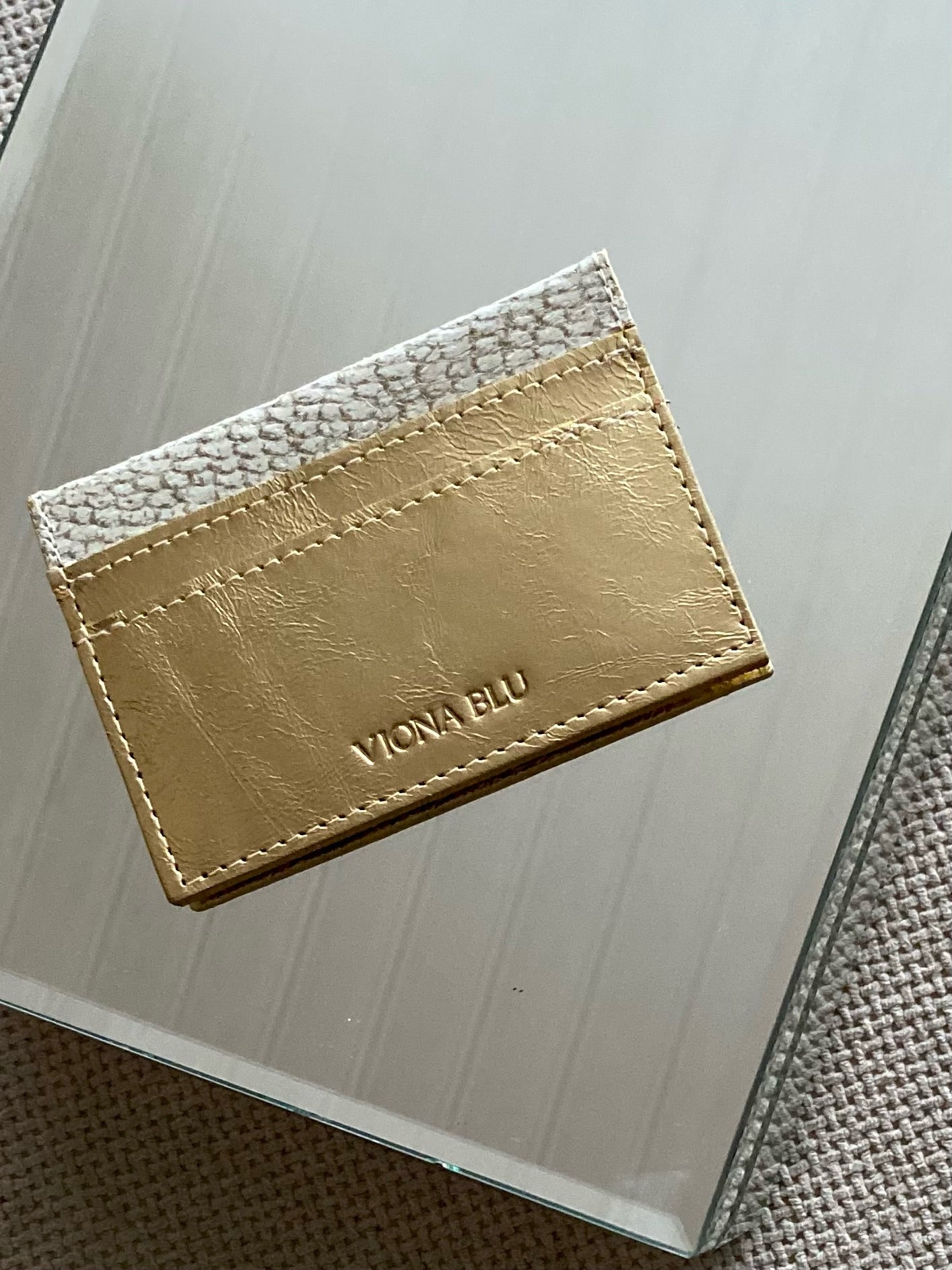Amelia Cardholder Gold